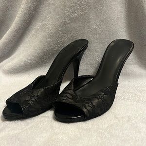 NINE WEST size 7.5 black lace heels